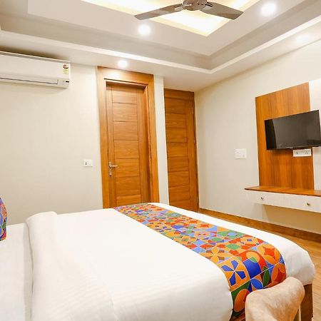 Fabhotel Raahi Retreat Гургаон Экстерьер фото