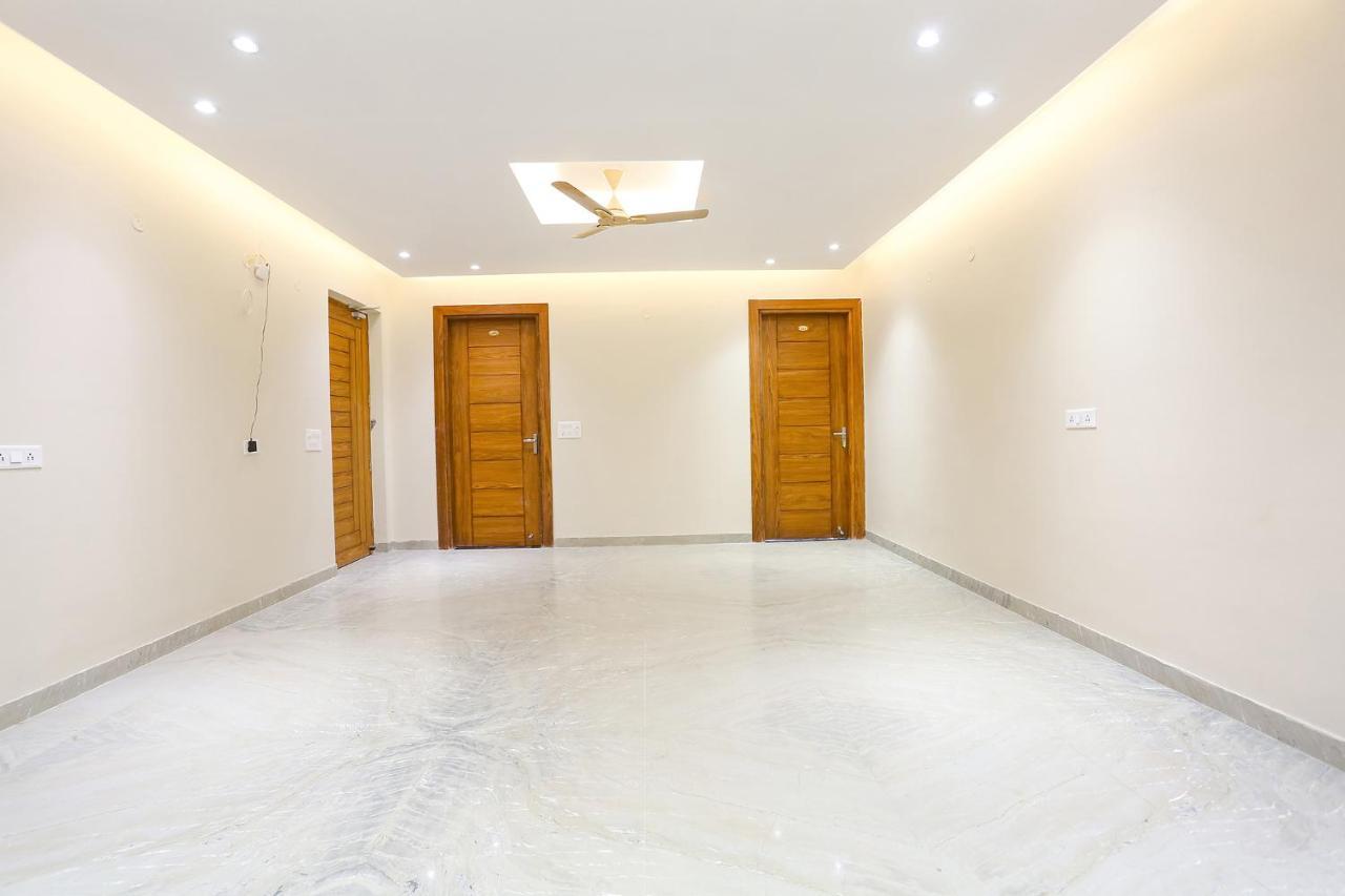 Fabhotel Raahi Retreat Гургаон Экстерьер фото