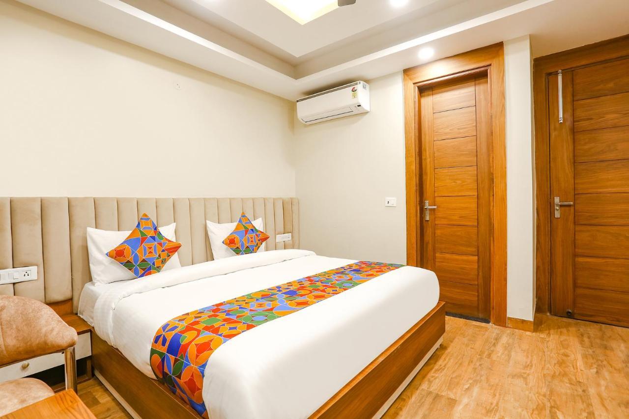 Fabhotel Raahi Retreat Гургаон Экстерьер фото