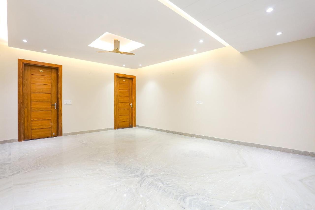 Fabhotel Raahi Retreat Гургаон Экстерьер фото
